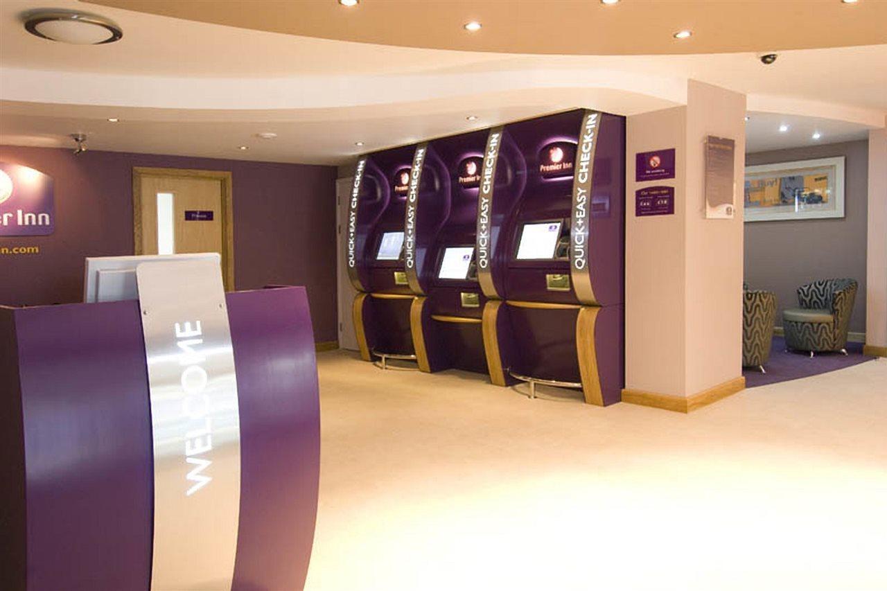 Premier Inn Brentwood Exterior foto