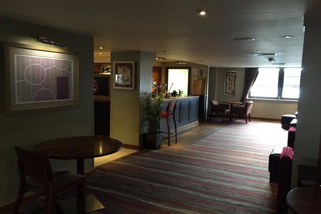 Premier Inn Brentwood Exterior foto